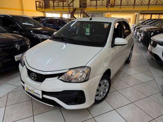 TOYOTA ETIOS 1.5 XS 16V FLEX 4P MANUAL TOYOTA ETIOS 1.5 XS 16V FLEX 4P MANUAL